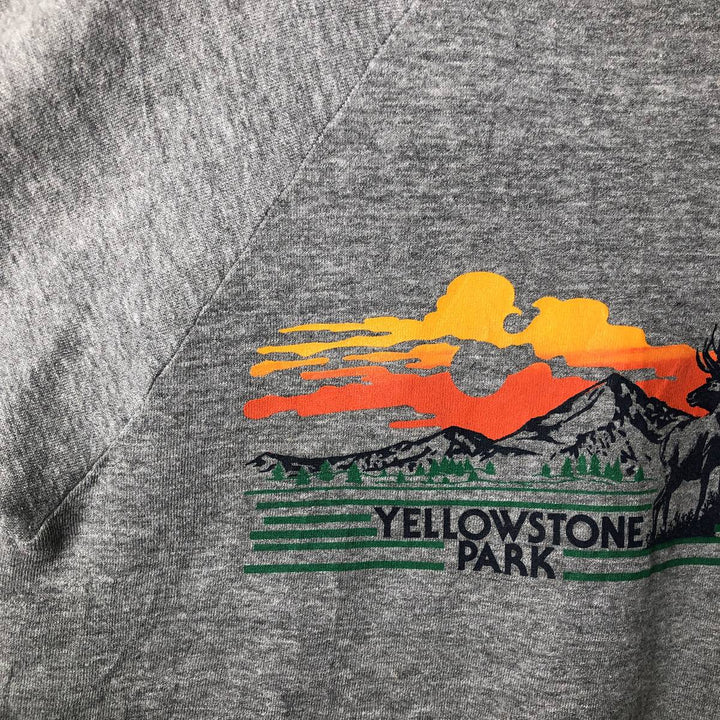 Vintage 70s-80'S sportswear reindeer pattern print sweatshirt, made in the USA, size M, men's polyester gray type Vintage Second Hand