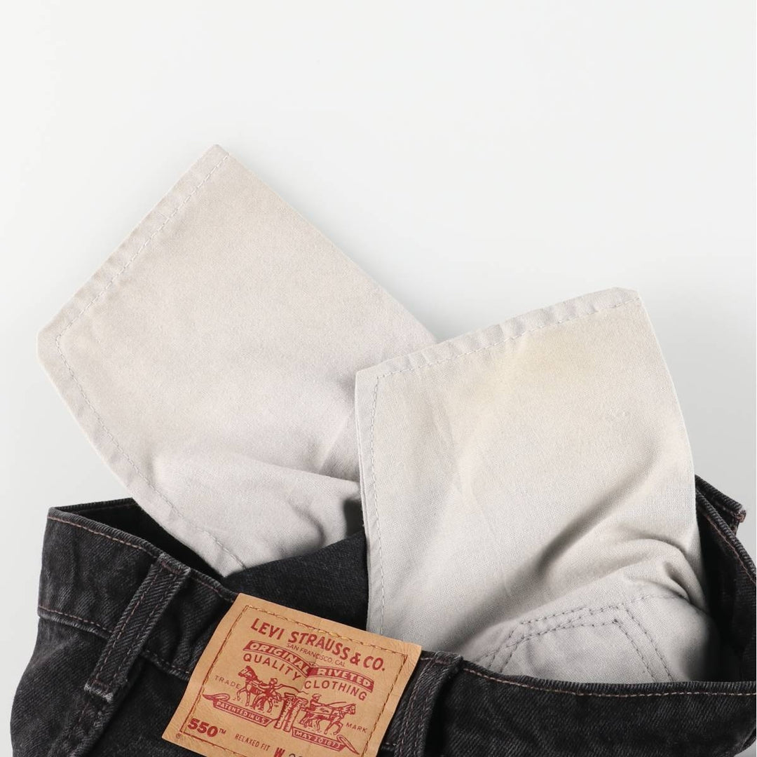 Levi's 550 Relaxed Fit Tapered Denim Pants in Black Denim, Women's Size L (W28) unclear black type Vintage Second Hand