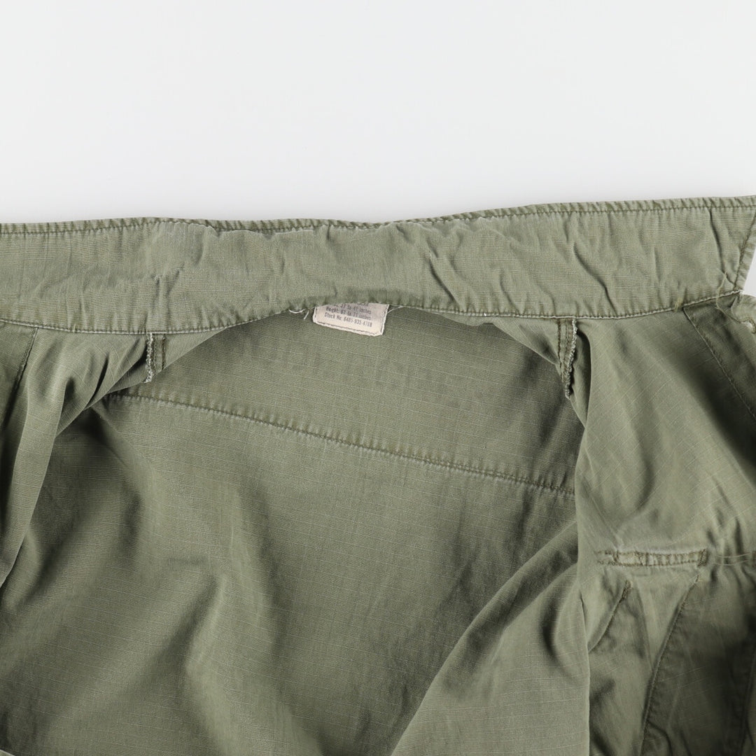 Special price for a genuine 60'S US military Jungle Fatigue 4th Military Combat Jacket, made in USA, size M for men /eaa485214