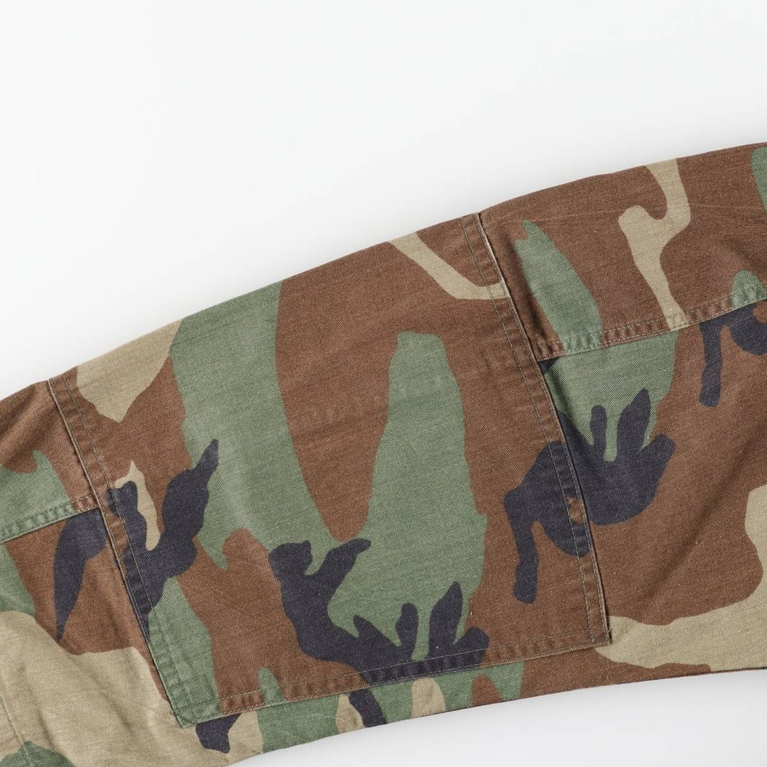 1990'S US Military Issue Camouflage Pattern Woodland Camo BDU Military Jacket, Made in USA, Large-Long (Men's Size L equivalent), Vintage cotton Khaki type Vintage Second Hand
