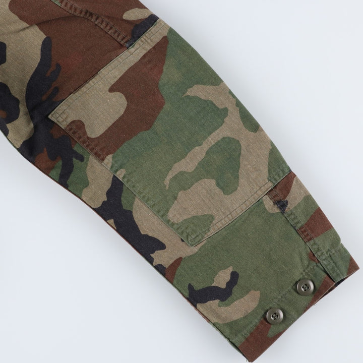 1980'S US Military Issue Camouflage Pattern Woodland Camo BDU Military Jacket, Made in USA, Medium-Long (Men's Size M equivalent), Vintage cotton Khaki type Vintage Second Hand