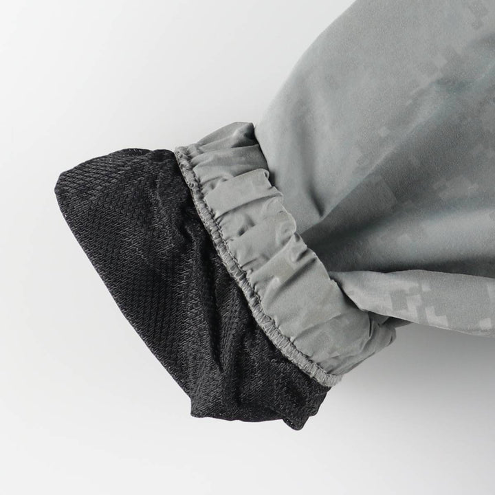 US Army Training Jacket, Camouflage Pattern ACU Digital Camo Nylon Jacket, Men's Size XL unclear gray type Vintage Second Hand