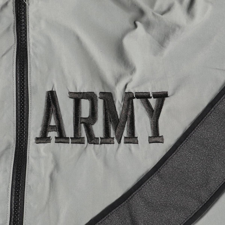 2000'S US Army IPFU Training Jacket, Nylon Jacket, Made in USA, Small-Regular (Men's Size S) Nylon gray type Vintage Second Hand