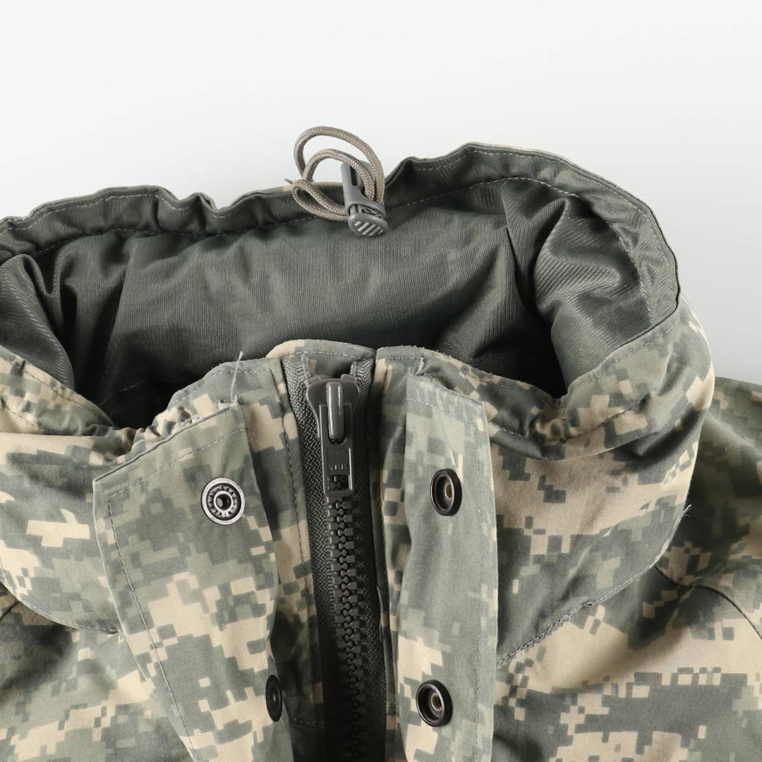 Civilian-made camouflage pattern ACU digital camo ECWCS 2nd GEN military Gore-Tex parka, men's size L equivalent. Nylon Beige type Vintage Second Hand