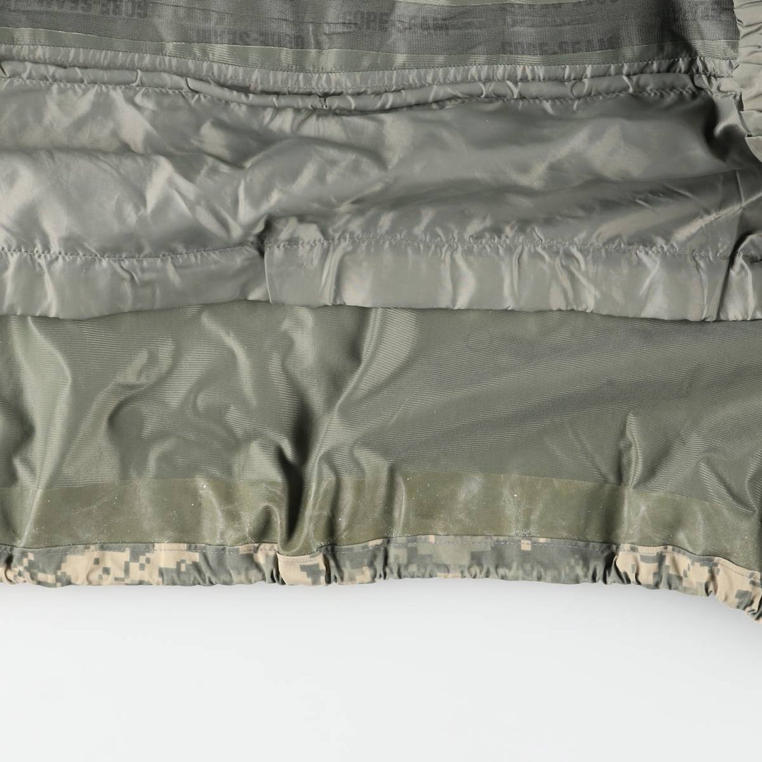 Civilian-made camouflage pattern ACU digital camo ECWCS 2nd GEN military Gore-Tex parka, men's size L equivalent. Nylon Beige type Vintage Second Hand