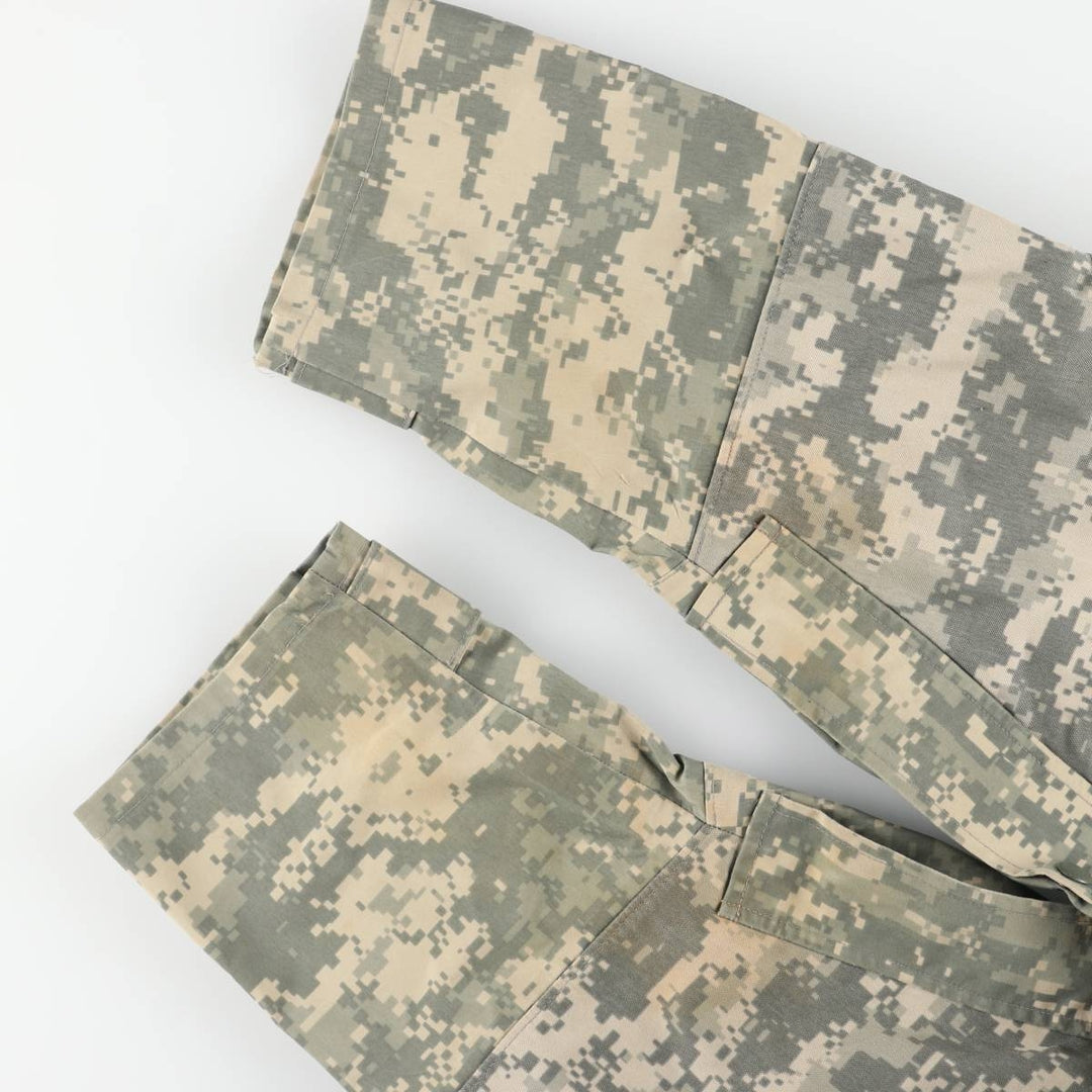 Civilian-made camouflage pattern ACU digital camo ECWCS 2nd GEN military Gore-Tex parka, men's size L equivalent. Nylon Beige type Vintage Second Hand