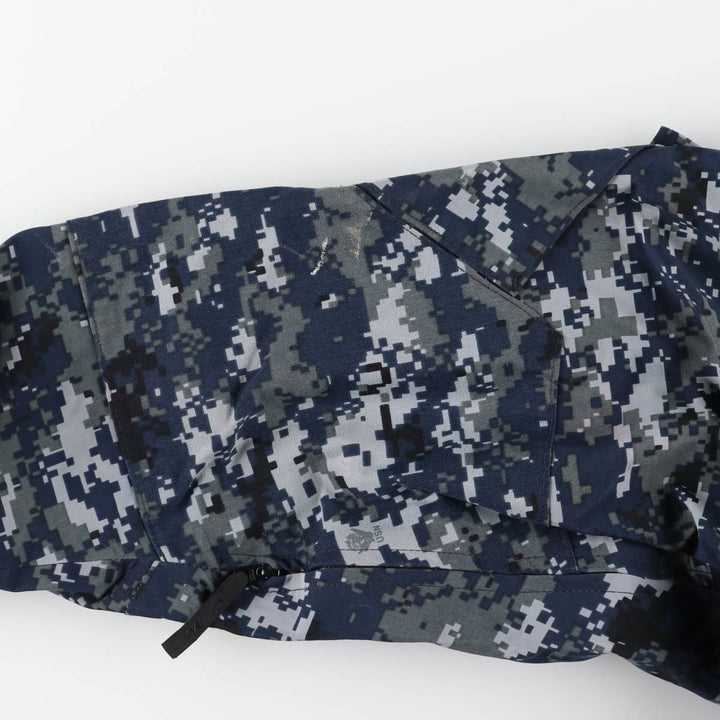 2000'S US Military Issue Camouflage Pattern NWU Digital Camo Military Gore-Tex Parka Made in USA Large-Short (Men's Size L equivalent) Nylon navy blue type Vintage Second Hand