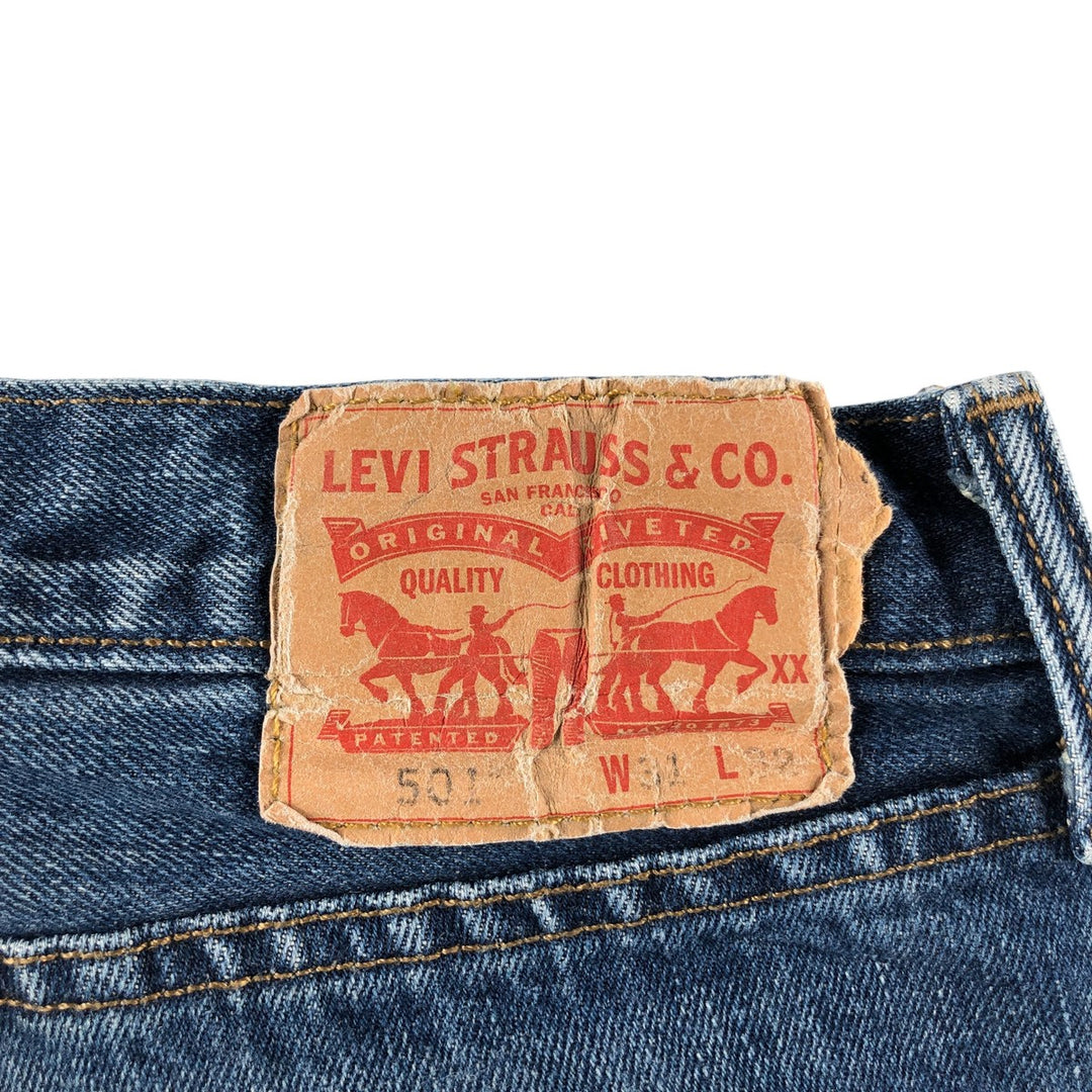 Levi's 501 straight denim pants for men, equivalent to W32 / eaa500764