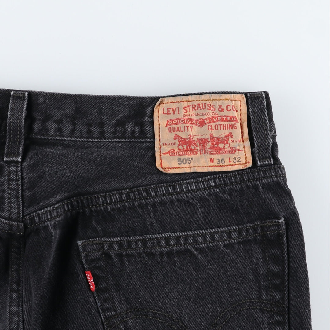 00'S Levi's 505 REGULAR FIT black denim tapered denim pants for men, size w34 / eaa507644