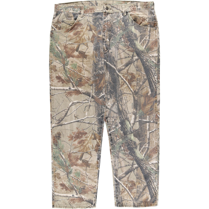 Big Size Wrangler PRO GEAR Camouflage Pattern Real Tree Camo Tapered Denim Pants Men's W40 equivalent / eaa510966