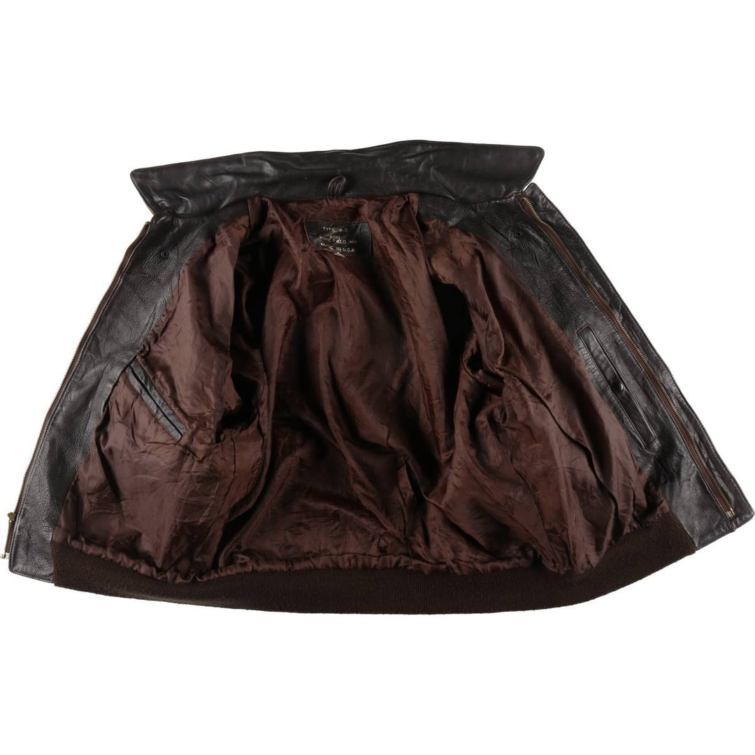 A-2 type leather flight jacket, made in USA, men's size L / eaa511178