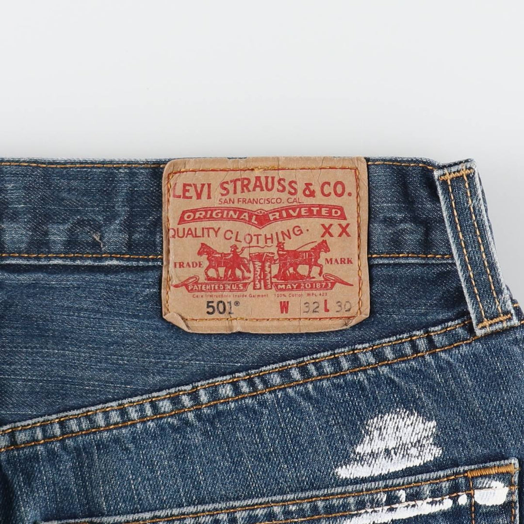 Levi's 501 straight denim pants for men, equivalent to W32 / eaa511554