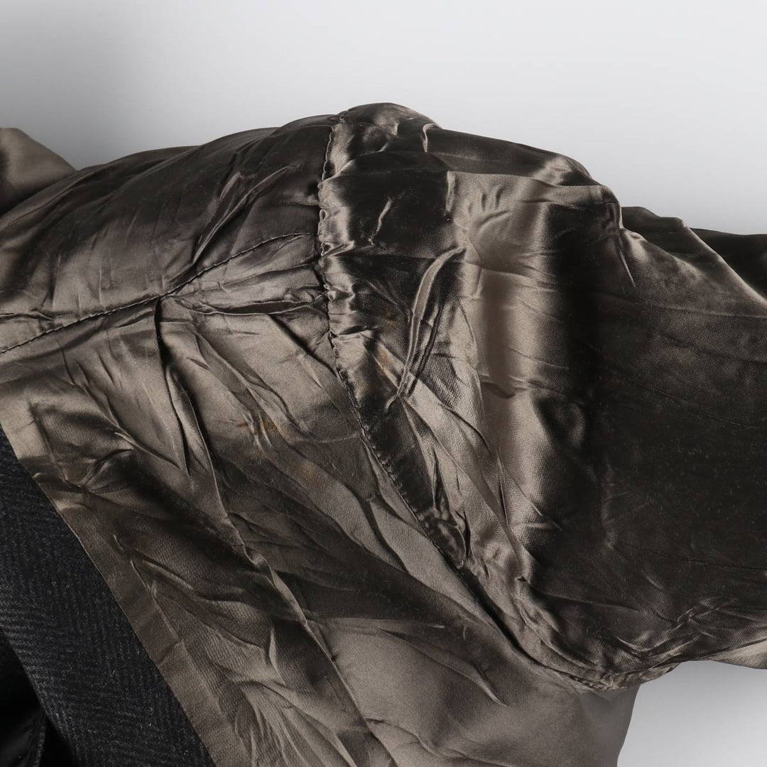 Ermenegildo Zegna Peaked lapel double-breasted herringbone Chester coat, men's size M / eaa514149