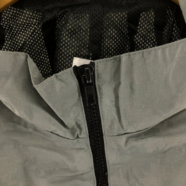 Genuine US Army IPFU Training Jacket, Camouflage Pattern Nylon Jacket, Made in USA, Large/Regular, Men's L equivalent /eaa514933