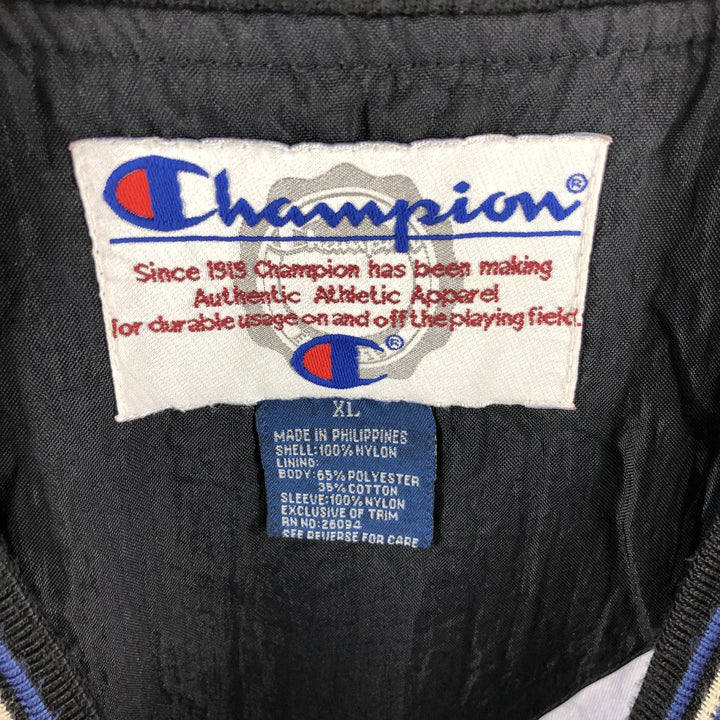 90'S Champion V-neck nylon pullover, men's size XL, vintage Nylon blue type Vintage Second Hand