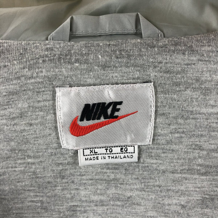 Nike NIKE Nylon Jacket Men's XL Size Vintage Nylon Khaki type Vintage Second Hand