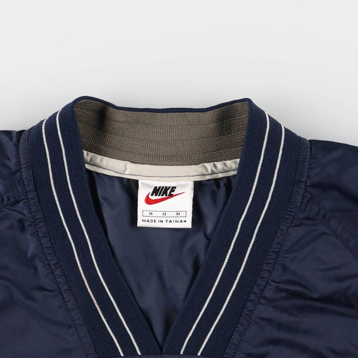 90'S Nike V-neck nylon pullover, men's size M, vintage Nylon navy blue type Vintage Second Hand