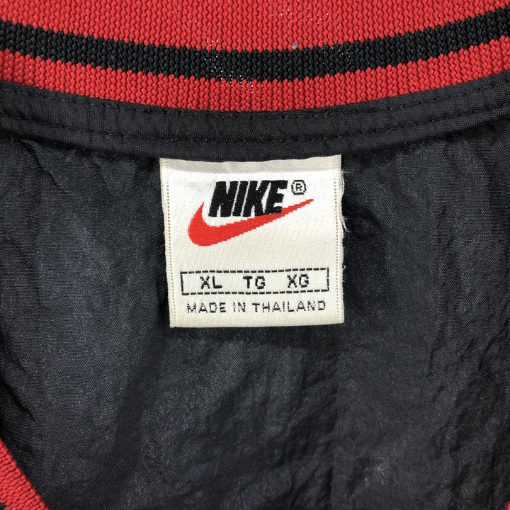 90'S Nike V-neck nylon pullover, men's XL size, vintage Nylon black type Vintage Second Hand