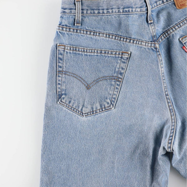 00'S Levi's 550 Relaxed Fit Tapered Denim Pants for Men, W35 cotton Blue type light blue Vintage Second Hand