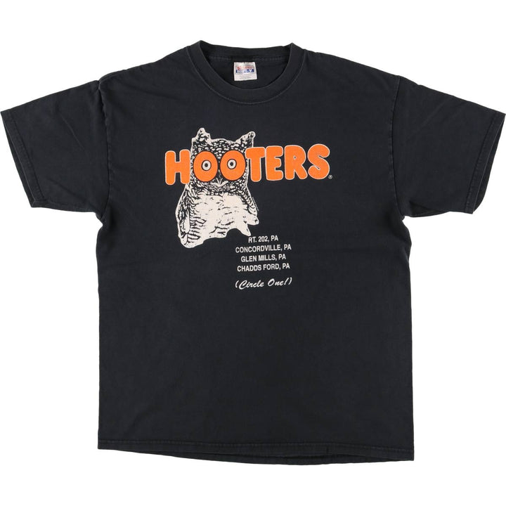 Hanes HOOTERS Advertising T-Shirt, Men's Size L cotton black type Vintage Second Hand
