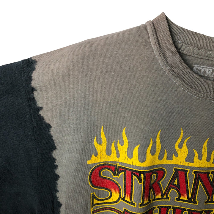 STRANGER THINGS Movie Long Sleeve T-Shirt, Men's Size Medium cotton Khaki type Vintage Second Hand