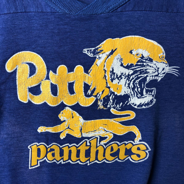 V-neck college football half-sleeve T-shirt, men's size M cotton blue type Vintage Second Hand