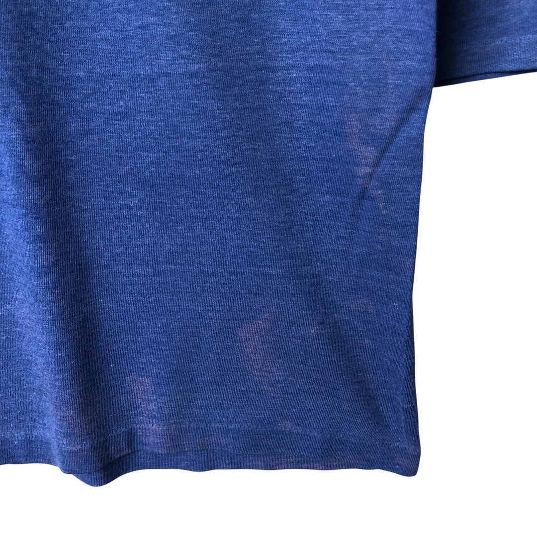 V-neck college football half-sleeve T-shirt, men's size M cotton blue type Vintage Second Hand