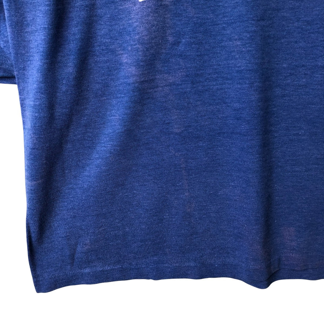 V-neck college football half-sleeve T-shirt, men's size M cotton blue type Vintage Second Hand