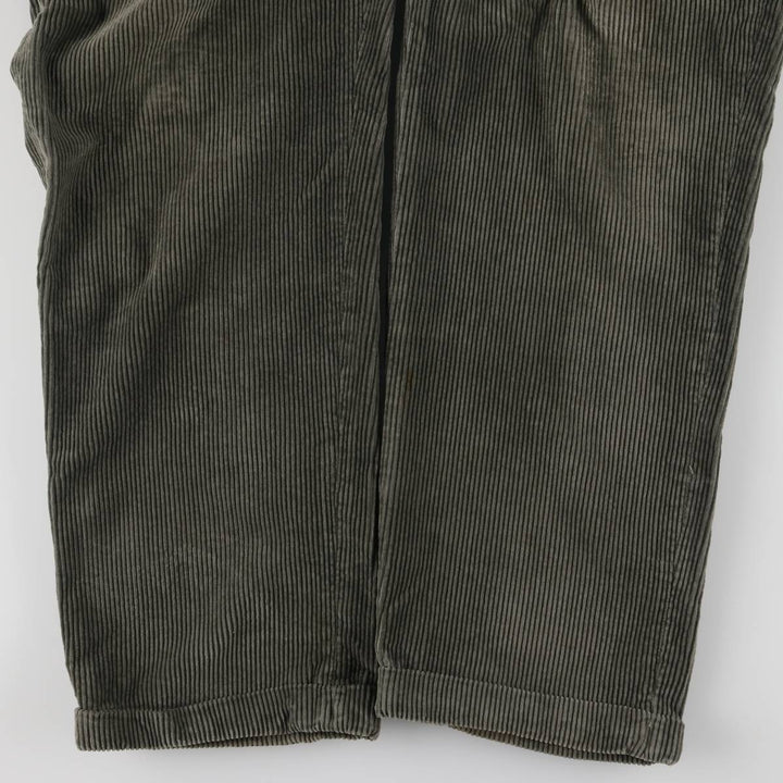 00'S WOOLRICH Two-pleat Corduroy Pants for Men, W35 cotton Khaki type sage green Vintage Second Hand