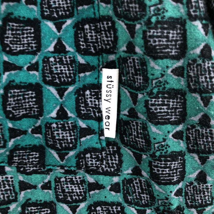 STUSSY LAGUNA BEACH all-over print short-sleeved shirt, men's size M unclear green type Vintage Second Hand