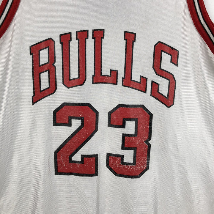 Champion Authentic Athletic Apparel NBA Chicago Bulls Game Shirt Replica Uniform (Men's XL equivalent) - 2000s polyester white type Vintage Second Hand
