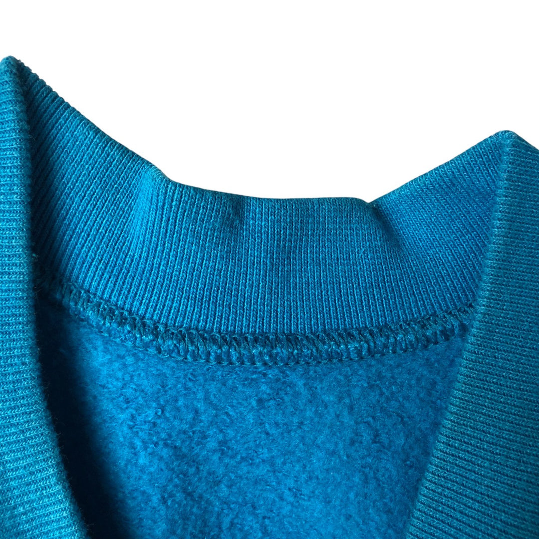 90'S Fruit of the Loom Casual Wear Plain Blank Sweatshirt, Made in USA, Men's Size Medium, Vintage cotton Blue type light blue Vintage Second Hand