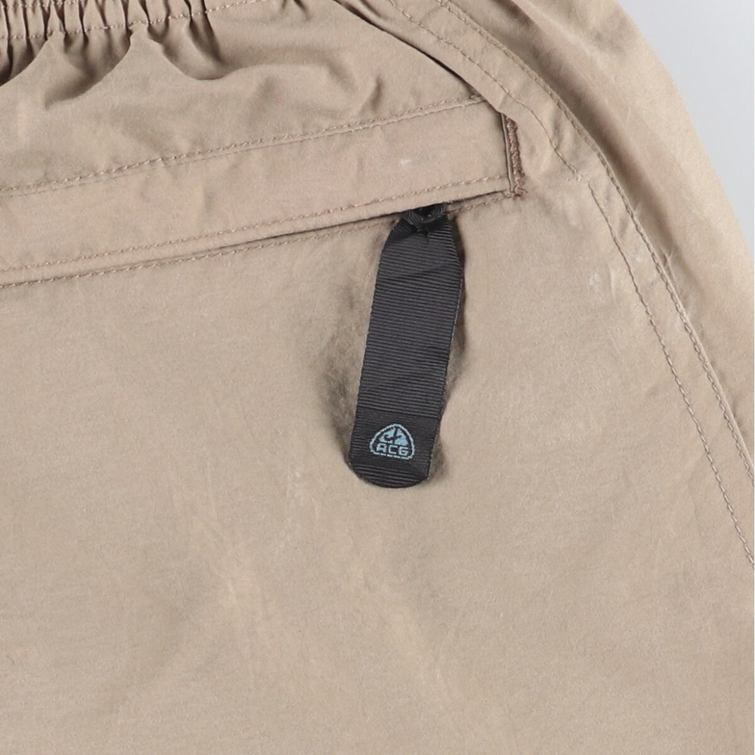 Nike ACG Shorts, Men's Size S polyester Beige type Vintage Second Hand