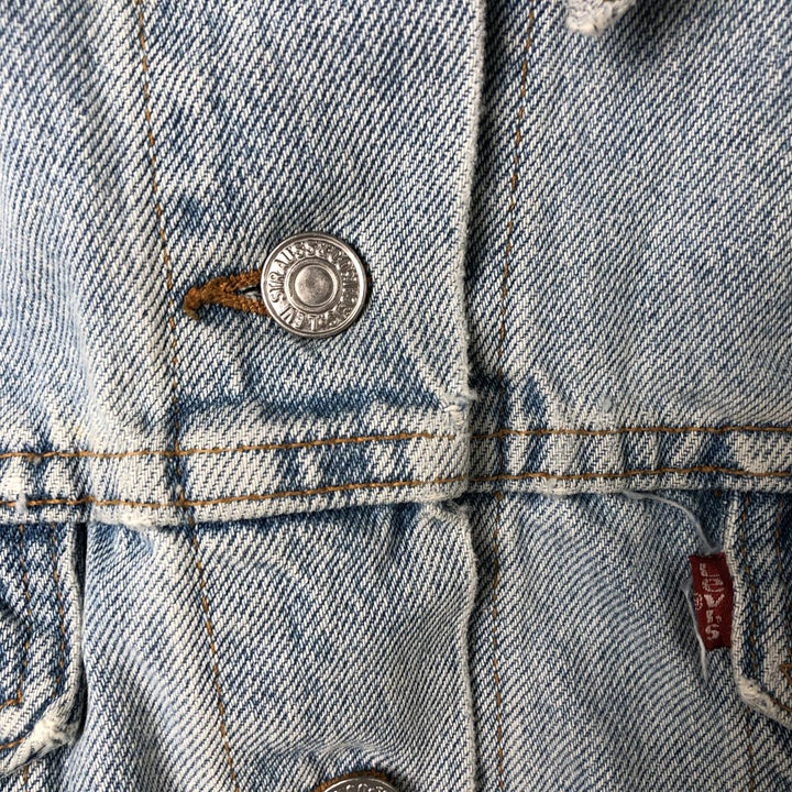 90'S Levi's 77597-0220 denim jacket, denim jacket, made in USA, women's size M, vintage cotton Blue type light blue Vintage Second Hand