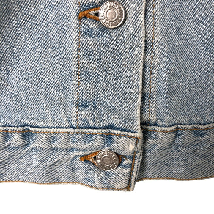 90'S Levi's 77597-0220 denim jacket, denim jacket, made in USA, women's size M, vintage cotton Blue type light blue Vintage Second Hand