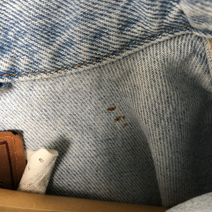 90'S Levi's 77597-0220 denim jacket, denim jacket, made in USA, women's size M, vintage cotton Blue type light blue Vintage Second Hand