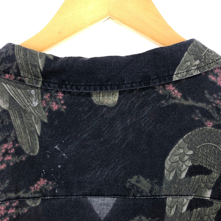 VINTAGE Re-mastered Japanese pattern box shirt, short sleeve, open collar, viscose shirt, men's XL size Viscose black type Vintage Second Hand