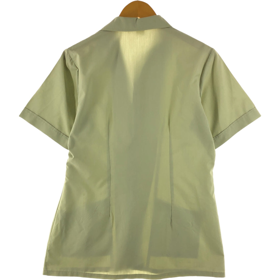 Short sleeve open collar shirt, women's size M unknown Khaki type sage green Vintage Second Hand