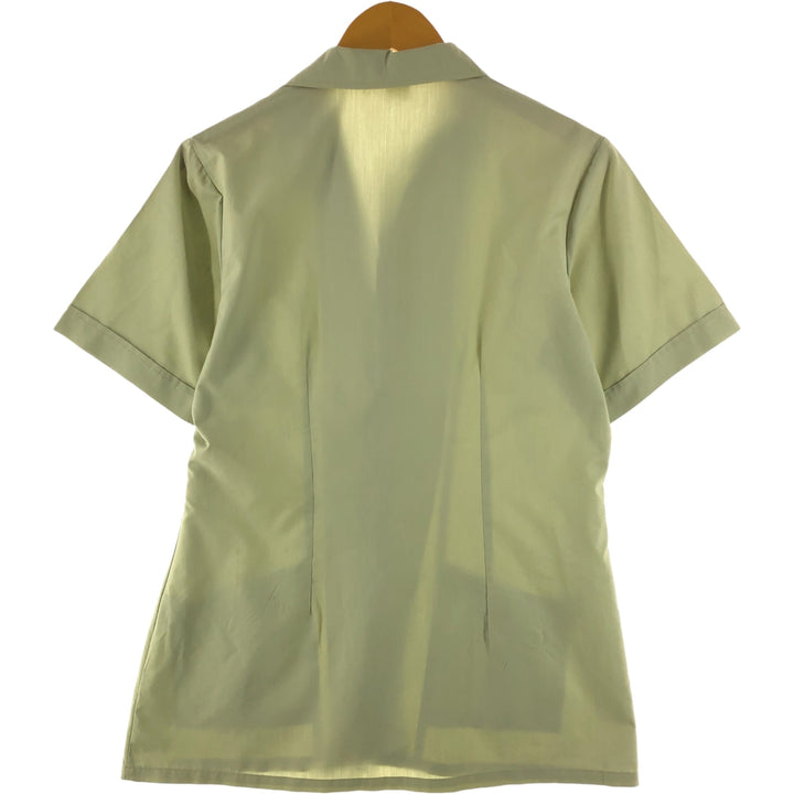 Short sleeve open collar shirt, women's size M unknown Khaki type sage green Vintage Second Hand