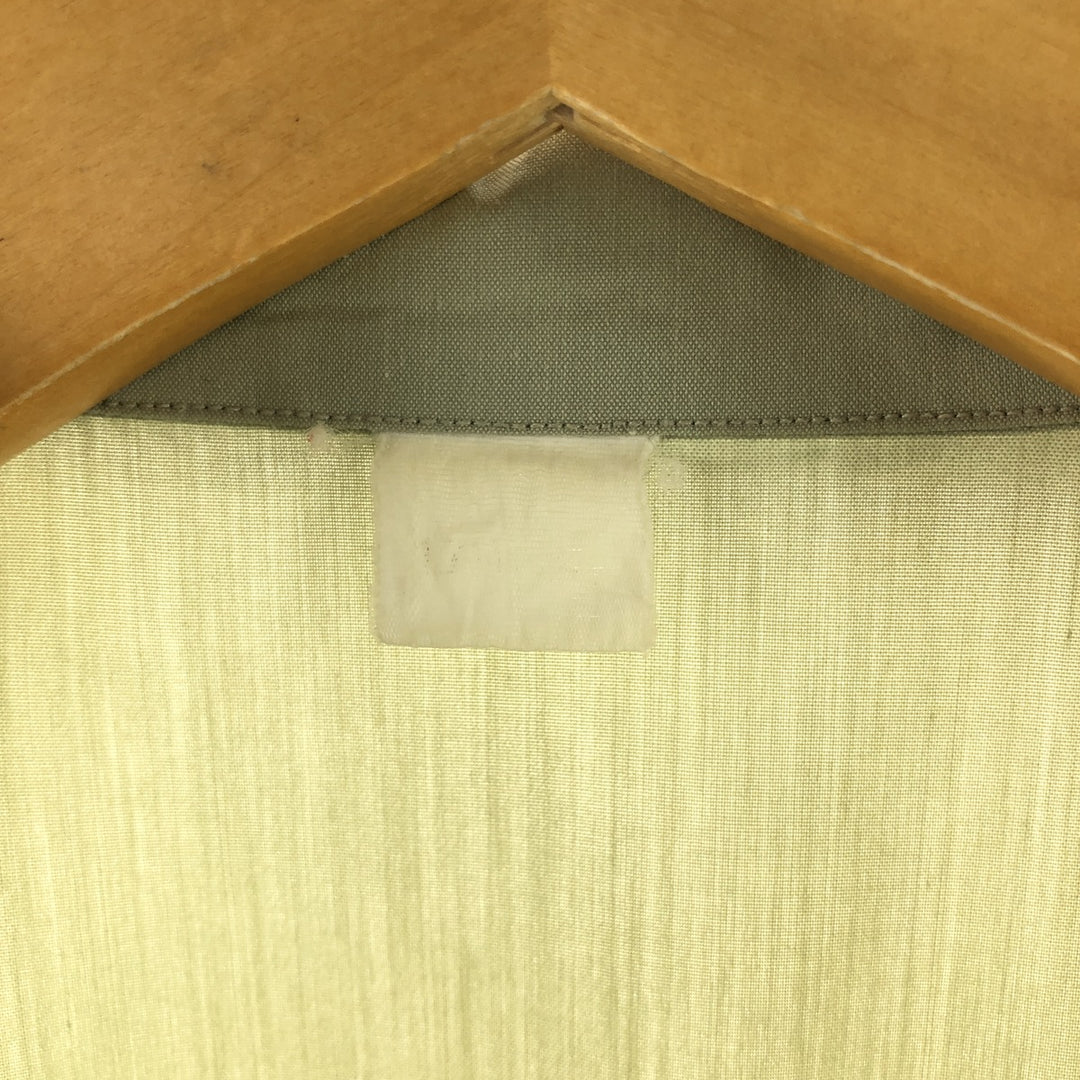 Short sleeve open collar shirt, women's size M unknown Khaki type sage green Vintage Second Hand