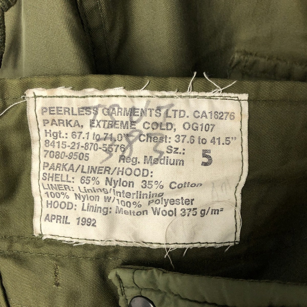 Canadian Army ECW Hooded Military Combat Jacket, Combat Parka, Reg Medium, Size 5, Men's Medium Nylon Khaki type Vintage Second Hand
