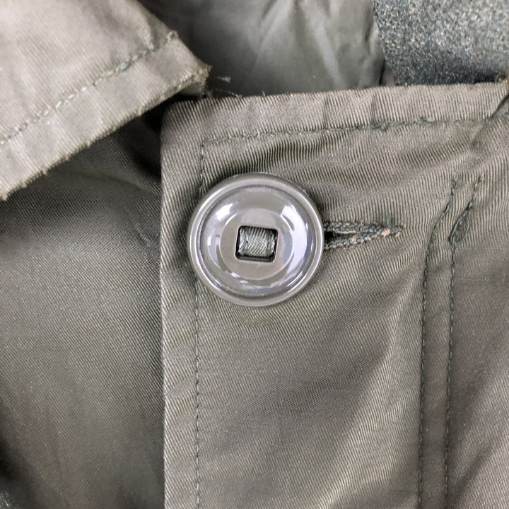 Canadian Army ECW Hooded Military Combat Jacket, Combat Parka, Reg Medium, Size 5, Men's Medium Nylon Khaki type Vintage Second Hand