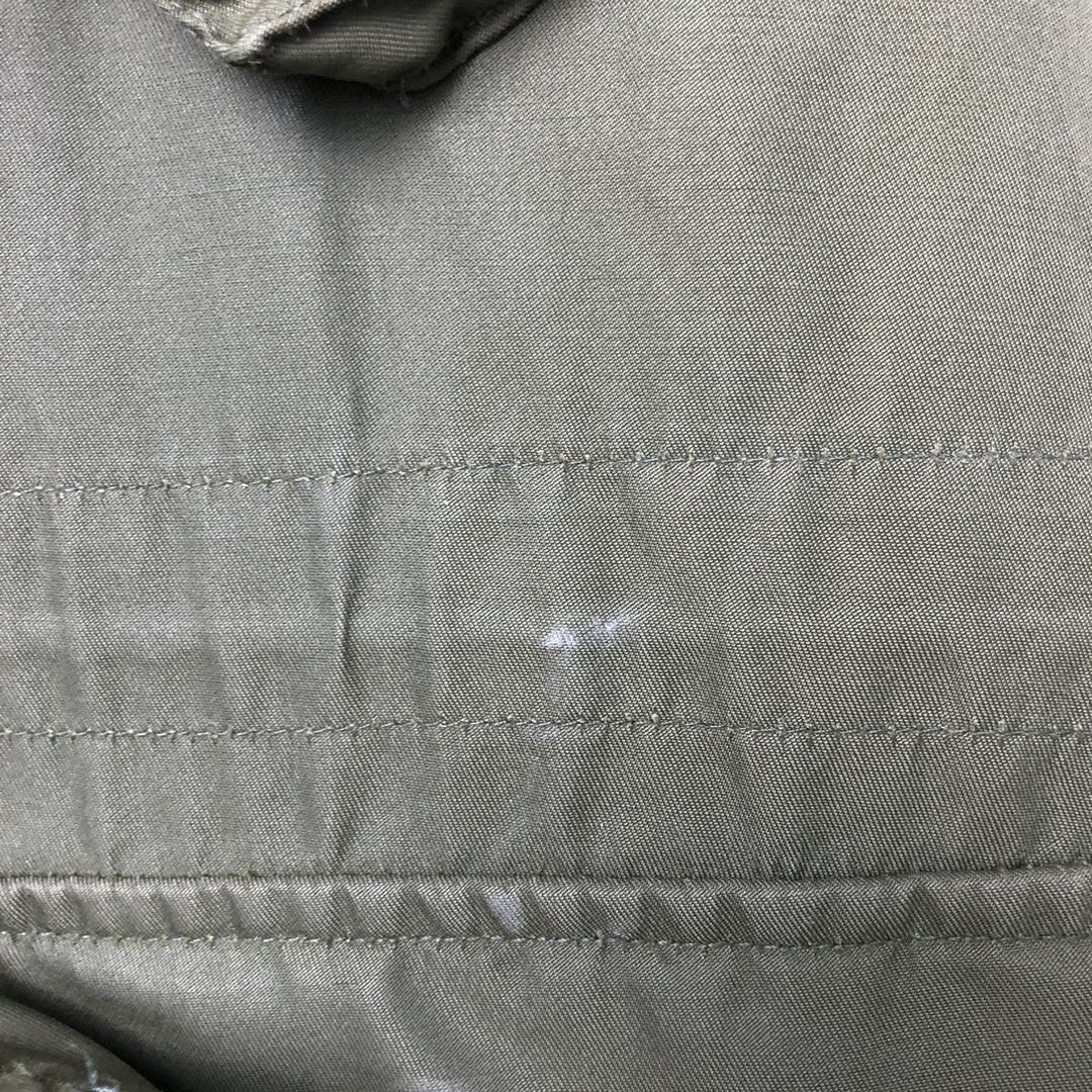 Canadian Army ECW Hooded Military Combat Jacket, Combat Parka, Reg Medium, Size 5, Men's Medium Nylon Khaki type Vintage Second Hand