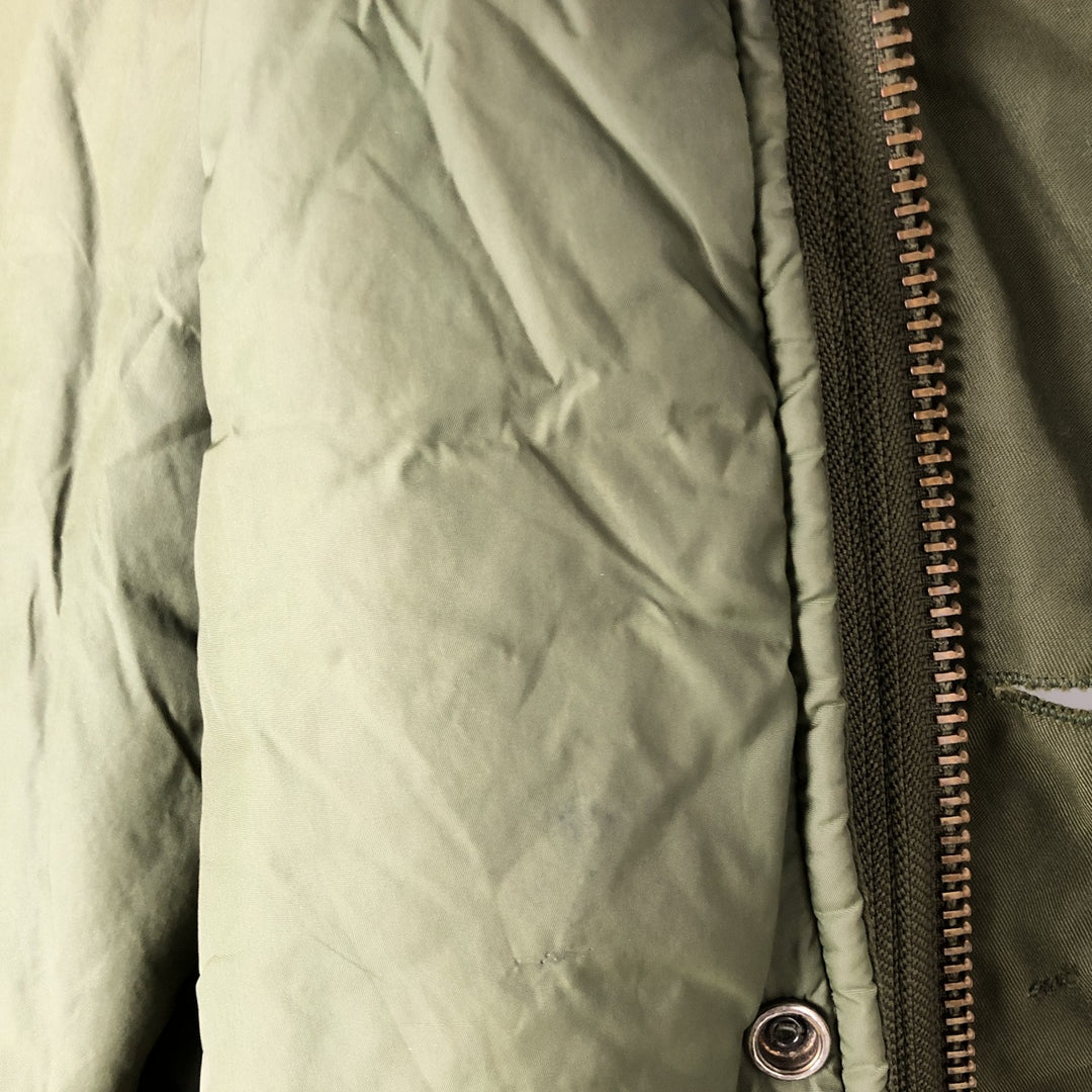 Canadian Army ECW Hooded Military Combat Jacket, Combat Parka, Reg Medium, Size 5, Men's Medium Nylon Khaki type Vintage Second Hand