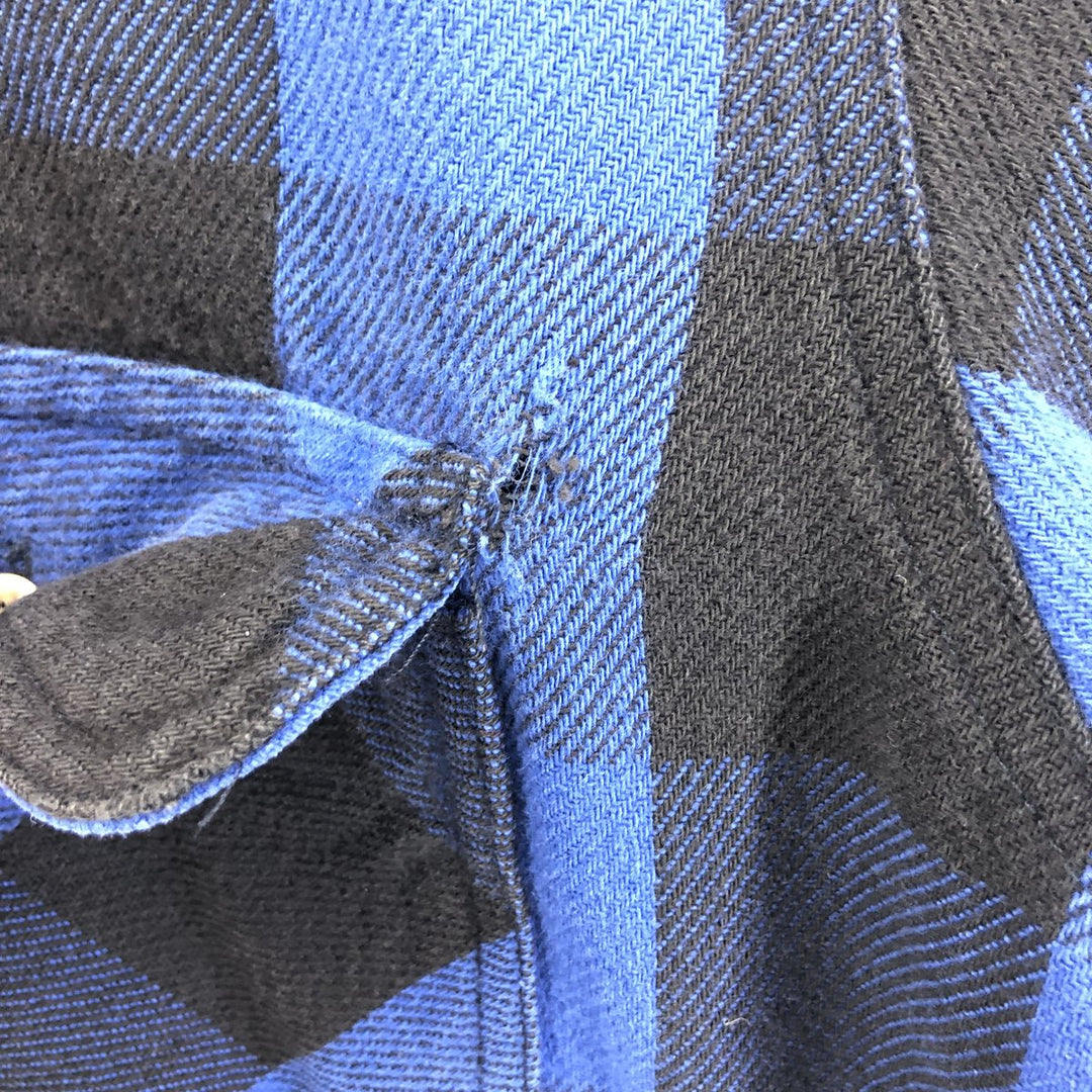 FIELD and STREAM Buffalo Check Long Sleeve Flannel Check Shirt, Men's Size L cotton blue type Vintage Second Hand