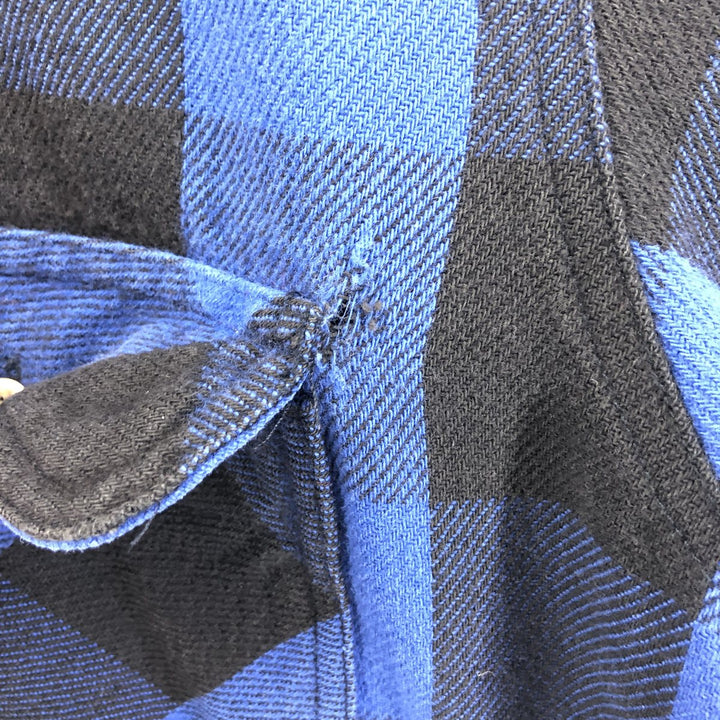 FIELD and STREAM Buffalo Check Long Sleeve Flannel Check Shirt, Men's Size L cotton blue type Vintage Second Hand