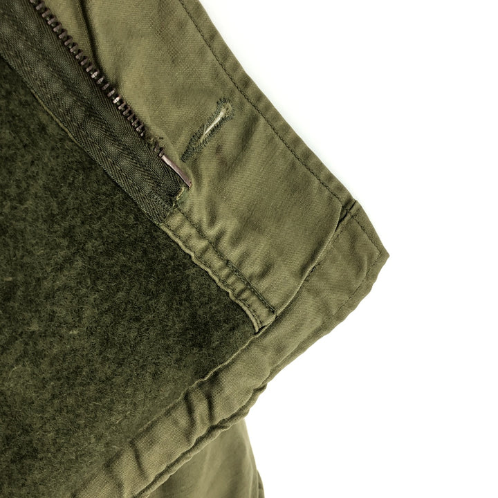 Authentic 1970'S US Navy Cold Weather Permeable A-2 Deck Jacket, Men's Size L, Vintage unclear Khaki type Vintage Second Hand