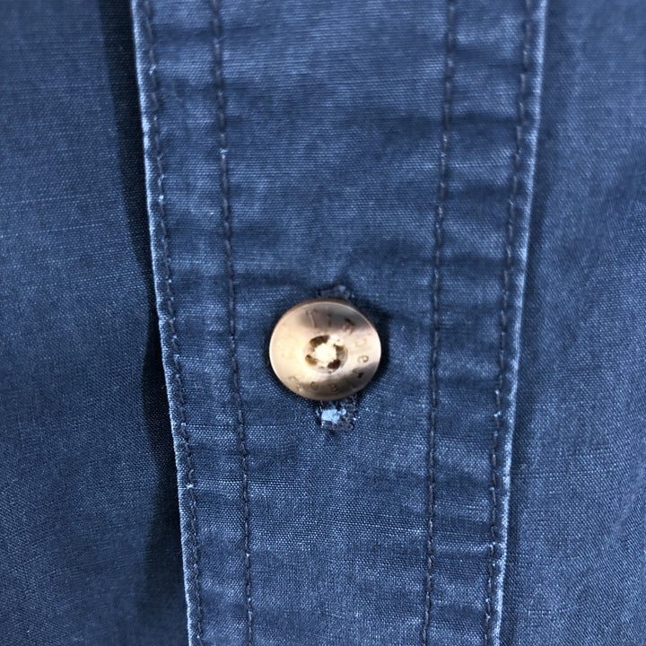 Timberland short sleeve button down shirt, men's size L cotton Navy blue Vintage Second Hand
