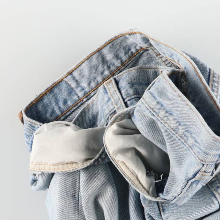 00'S Levi's 0501-0134 Straight denim pants for men, size W33 cotton blue type Vintage Second Hand
