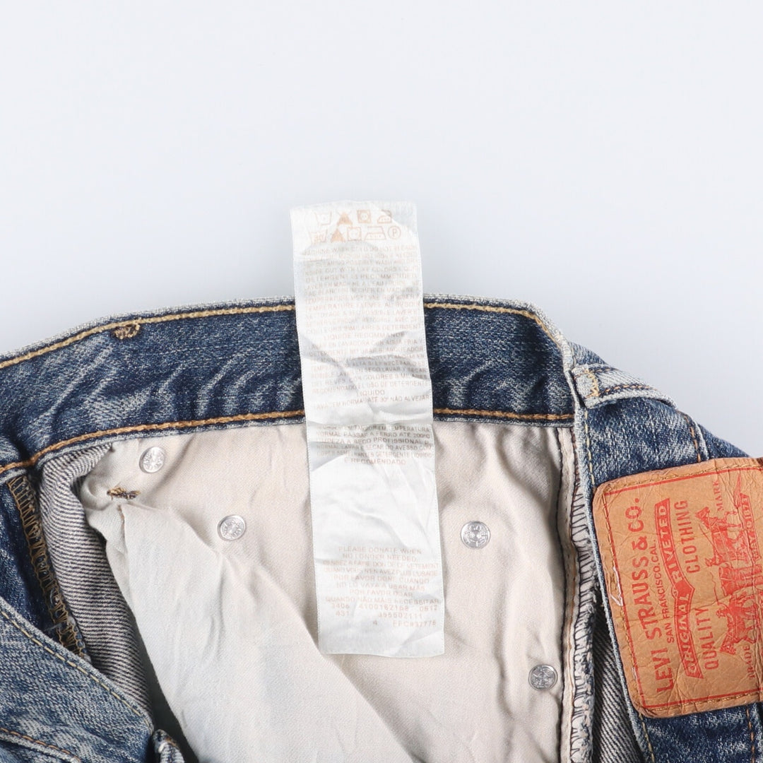 Levi's 550 denim shorts, short pants for men, size W32 cotton blue type Vintage Second Hand